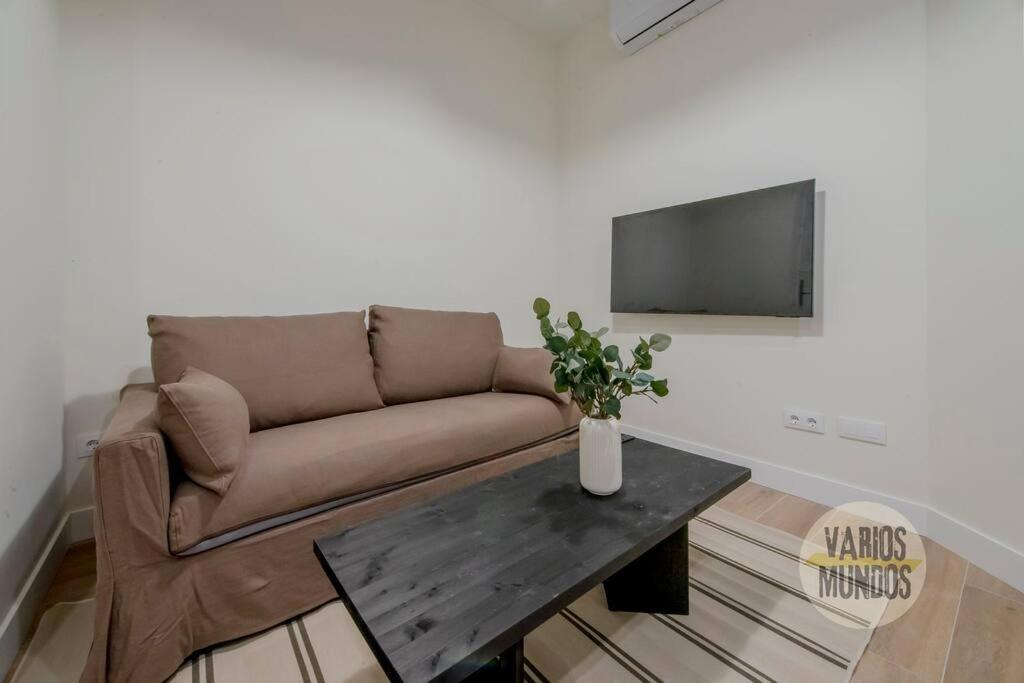 Cool Y Centrico Apt 6Px En Plena Plaza Del Carmen E2 Мадрид Экстерьер фото